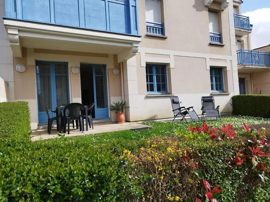 Apartamento Proche St-Malo, Plages, Appart 50M2 Avec Jardin Dinard